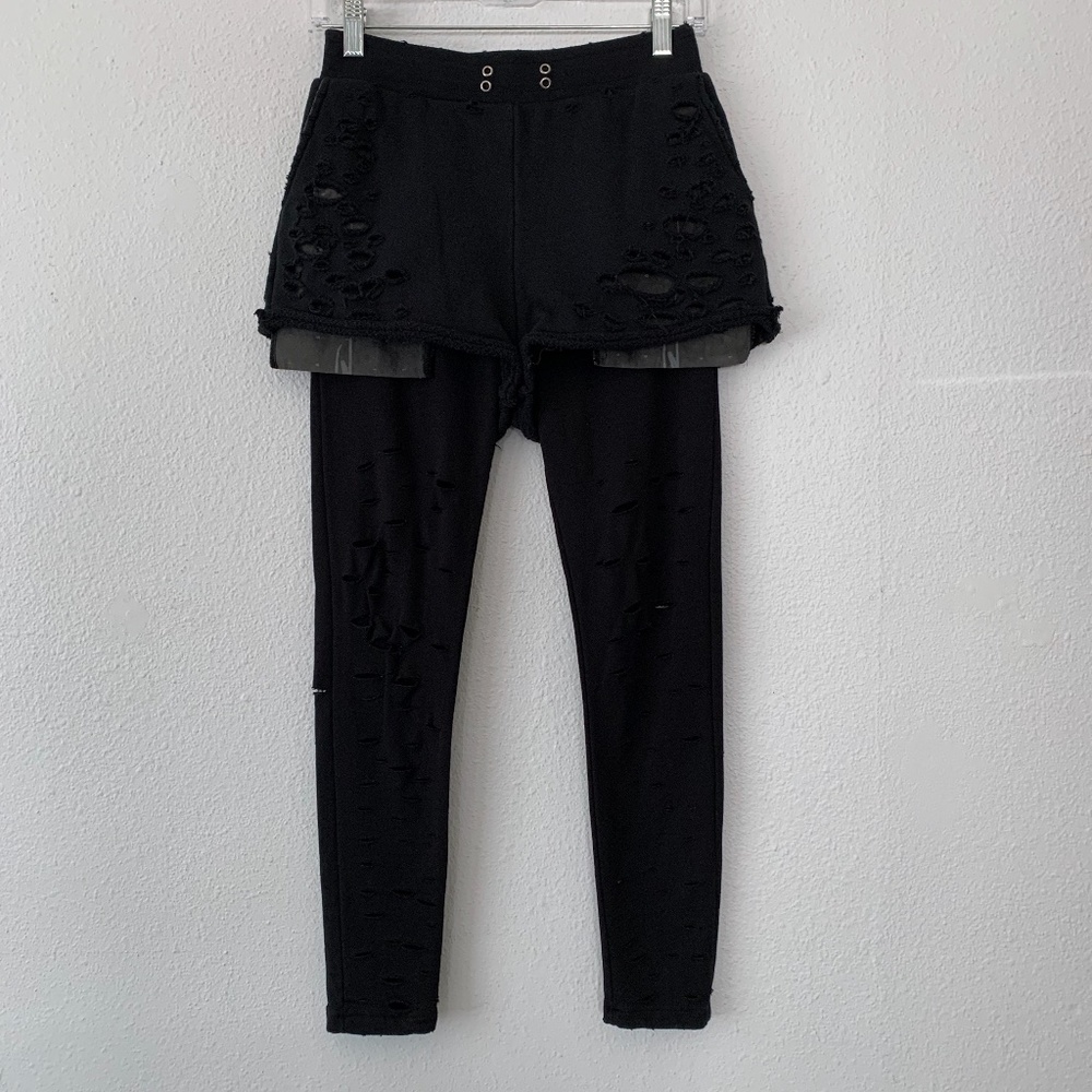 Drifter distressed layered shorts & leggings